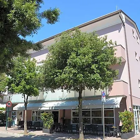 Hotel Tivoli 2*